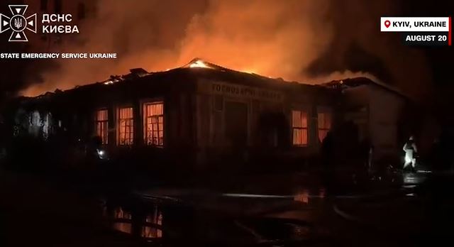 Të paktën 12 të vrarë nga sulmet ruse në Kiev