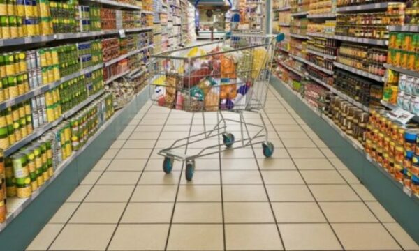 Greqia nis uljen e madhe të çmimeve në supermarkete, nisma kombëtare do të zgjasë deri në 4 muaj