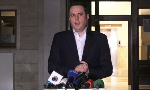 Abdixhiku flet për “një hap përpara”: Të gjitha emrat e prezantuar për President  janë brenda parimeve të dakorduara