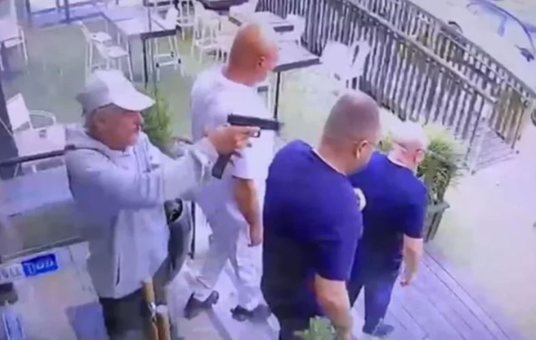 Ekzekutohet kreu i “mafias kaukaziane” në Izrael, kamerat kapin momentin e atentatit