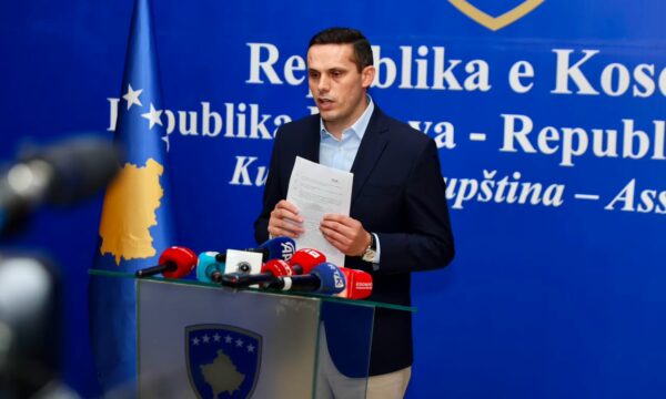 PDK dorëzon kallëzim penal në PSRK ndaj Kurtit e kabinetit qeveritar: Janë tejkaluar kompetencat, keqpërdorim i pozitës