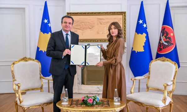 Haxhiu e mandaton Kurtin për formimin e Qeverisë: I uroj suksese në ushtrimin e përgjegjësive