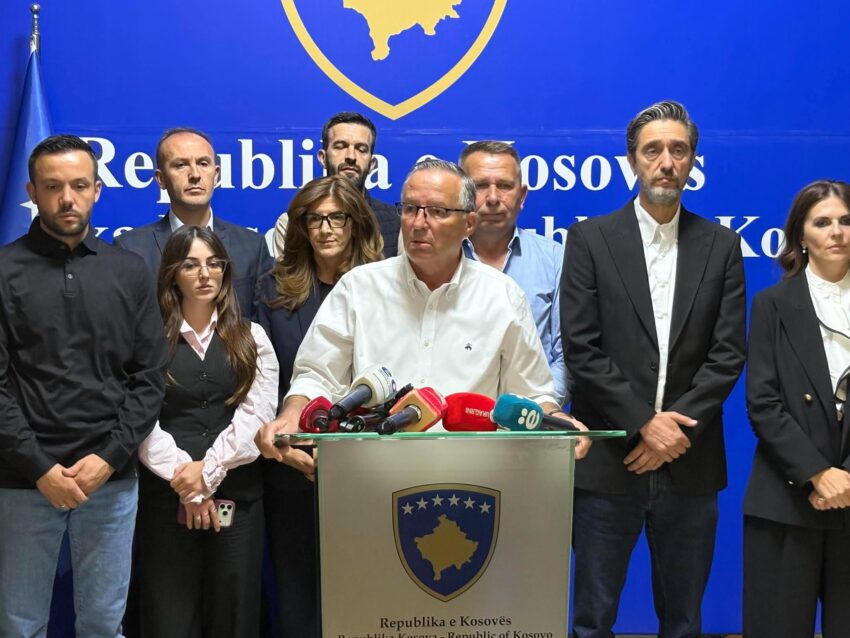 PDK dorëzon në Kuvend Projektligjin për ndryshimin dhe plotësimin e Ligjit për Dhomat e Specializuara