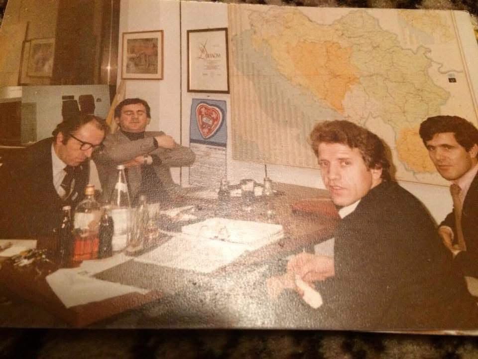 Pacolli publikon fotografi nga viti 1974: Asgjë nuk erdhi brenda natës