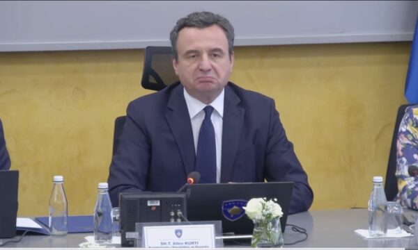Kurti flet për “sfidën me deputetët e LDK-së”: Tani ta zgjidhim çështjen e Presidentit, e pafalshme të shkojmë në zgjedhje