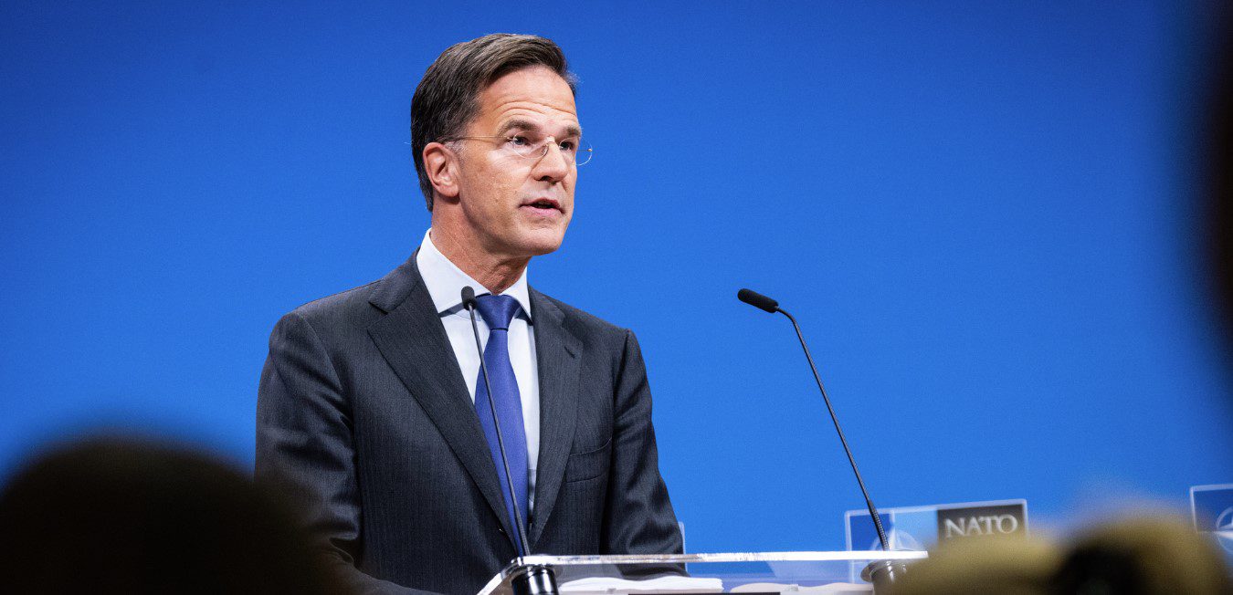 Rutte: Bashkë po ndihmojmë në ruajtjen e paqes në Kosovë