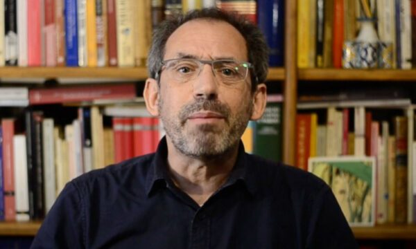 Profesori spanjoll: Ndërkombëtarët e ndëshkuan Thaçin më ashpër se secilin serb që synoi gjenocid, vështirë të mbështetet vendimi i Hagës