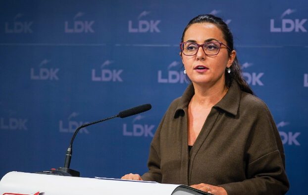 Lushaku-Sadriu: Është e paprecedentë që VV-ja nuk i përkrah propozimet e partive për nënkryetarë