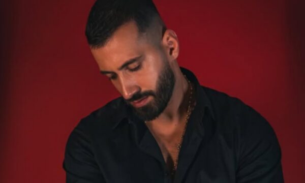 Policia shqiptare e gjeti Jozefin Markun të fshehur në banjon e banesës së një shoku