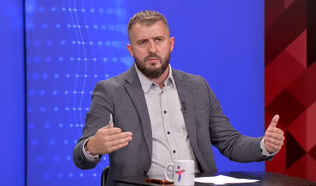 Lushtaku: Nëse dënohet 4-shja në Hagë, Kuvendi të lejojë çdo qytetar për armatim