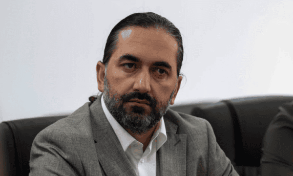 Dyshimet për korrupsion në Fushë Kosovë, Kryetari e shkarkon drejtorin e arrestuar, e bën publik vendimin