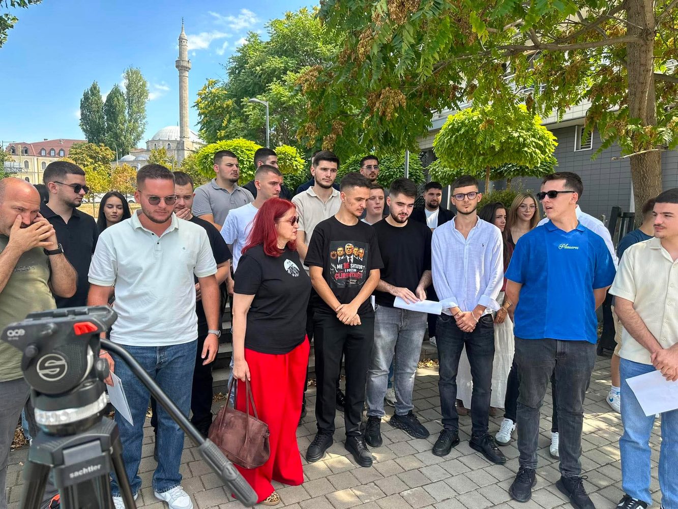 Studentët me aksion para zyrës së BE-së, kërkojnë drejtësi për ish-krerët e UÇK-së