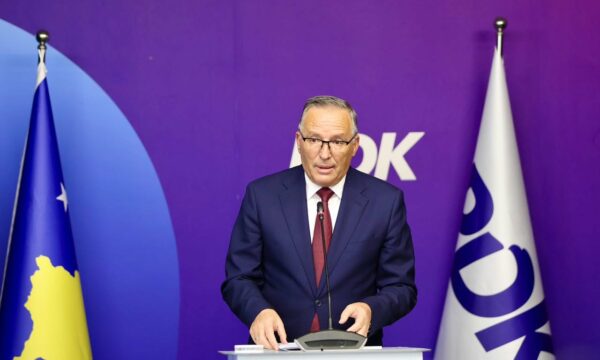 Hamza: Kam shpresuar deri në fund se këtë përgjegjësi pas 16 shtatorit do t’ua besoj liderëve tonë të luftës e paqes