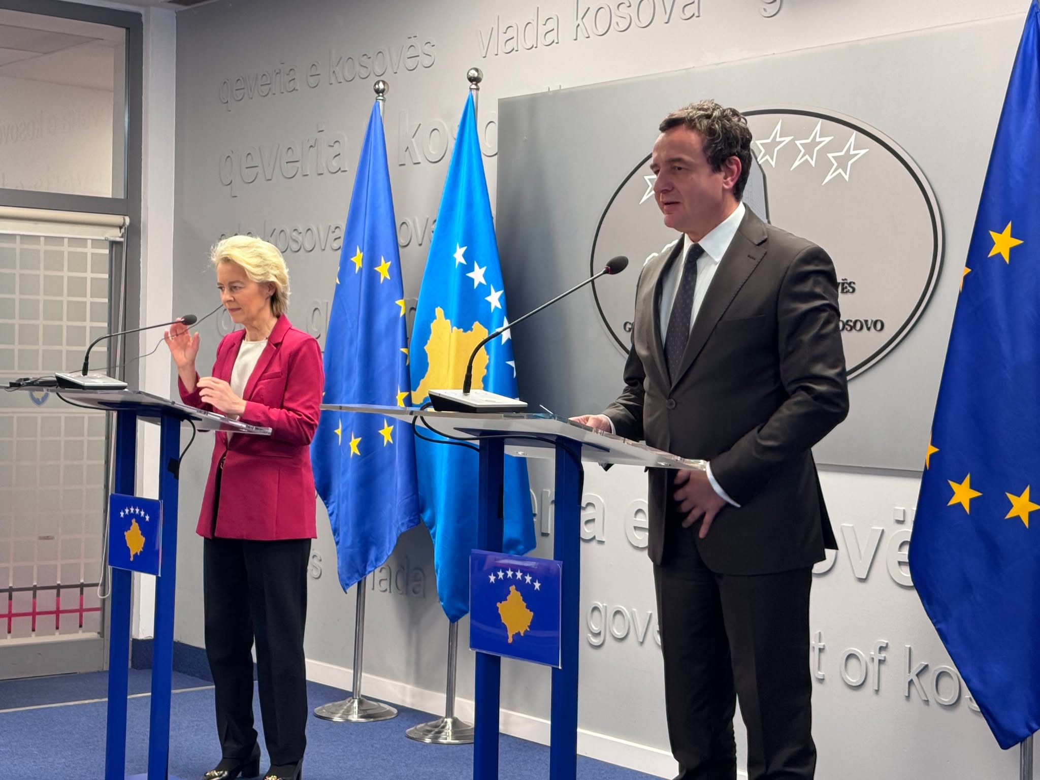 Kurti i kërkon von der Leyen që Kosovës t’i jepet statusi “kandidat” për anëtarësim në BE