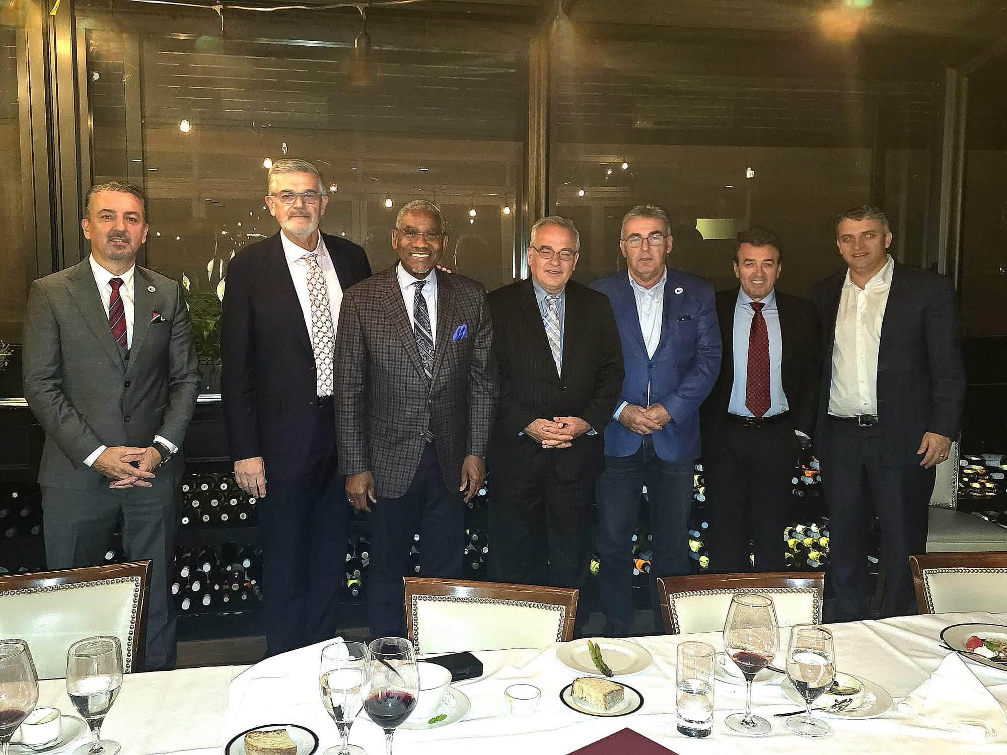 Kongresmeni Meeks: Është me rëndësi që Kosova ta ruajë marrëdhënien e fortë me SHBA-në