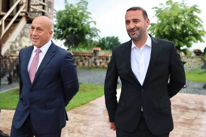 Aleanca: Profile të rreme në Facebook po bëjnë thirrje për vrasjen e Ramush dhe Daut Haradinajt, provat i janë dorëzuar Policisë