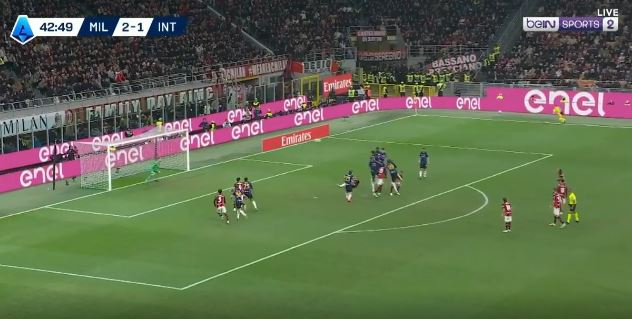 SUPER DIEGOOO MOOREIRAAA! Gol i jashtëzakonshëm nga gjuajtja e lirë!