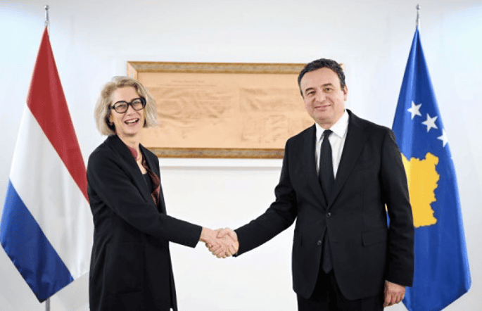 ​Kurti priti ambasadoren e re të Holandës Astrid de Vries, diskutohet për zgjerimin e bashkëpunimit