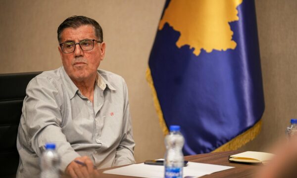 Haizir fton shqiptarët e Luginës të votojnë në zgjedhje: Bashkojeni votën, për një qëllim e Referendum