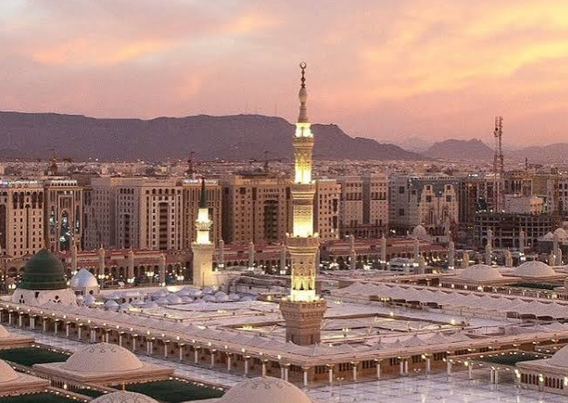 Arabia Saudite thotë se parandaloi sulmin me raketa ndaj Medinës