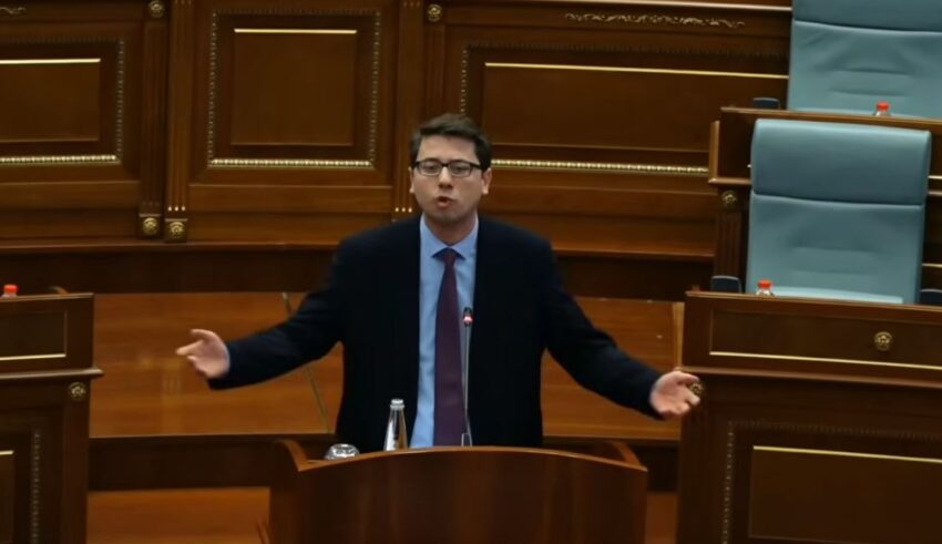 Murati: Paga e 13-të për sektorin publik do të paguhet në fillim të vitit 2027