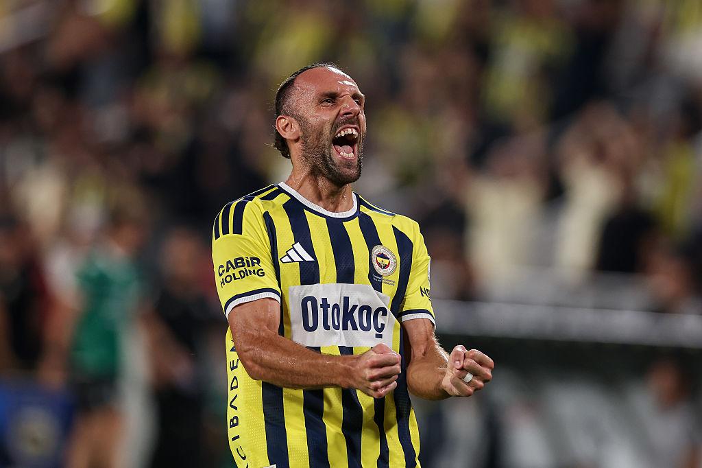 Muriqi lihet në stol për derbin e madh turk, trajneri i Fenerbahçes nuk i beson