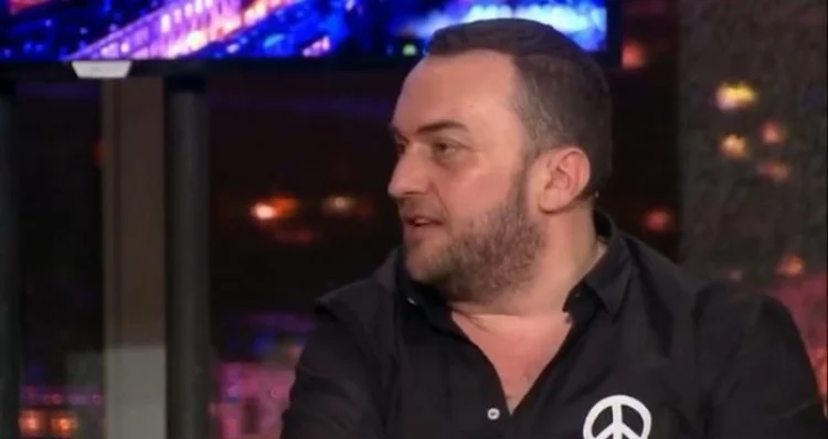 Olti Curri reagon për videot intime që po qarkullojnë: Dy nga artistet kanë tentuar vetëvrasjen