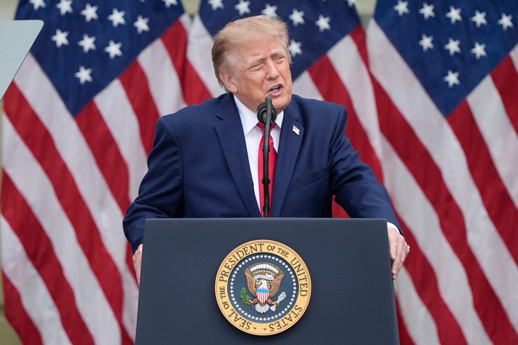 Trump shqyrton heqjen e sanksioneve ndaj fondit rus të investimeve